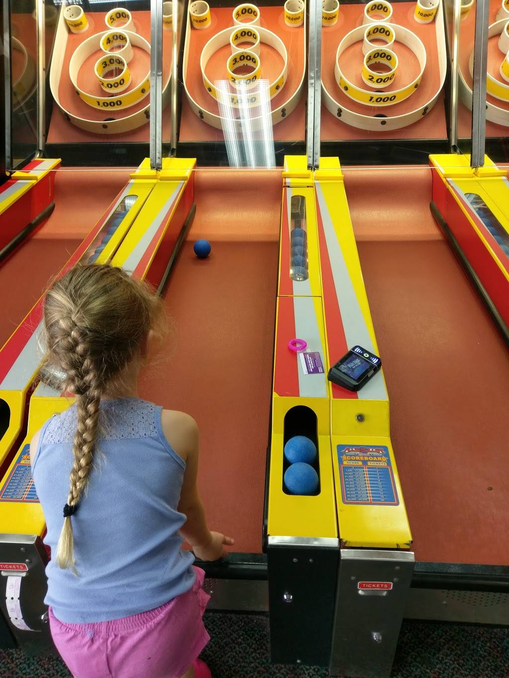 Chuck E. Cheeses | restaurant | 5106 W Waco Dr, Waco, TX 76710, USA | 2543996946 OR +1 254-399-6946