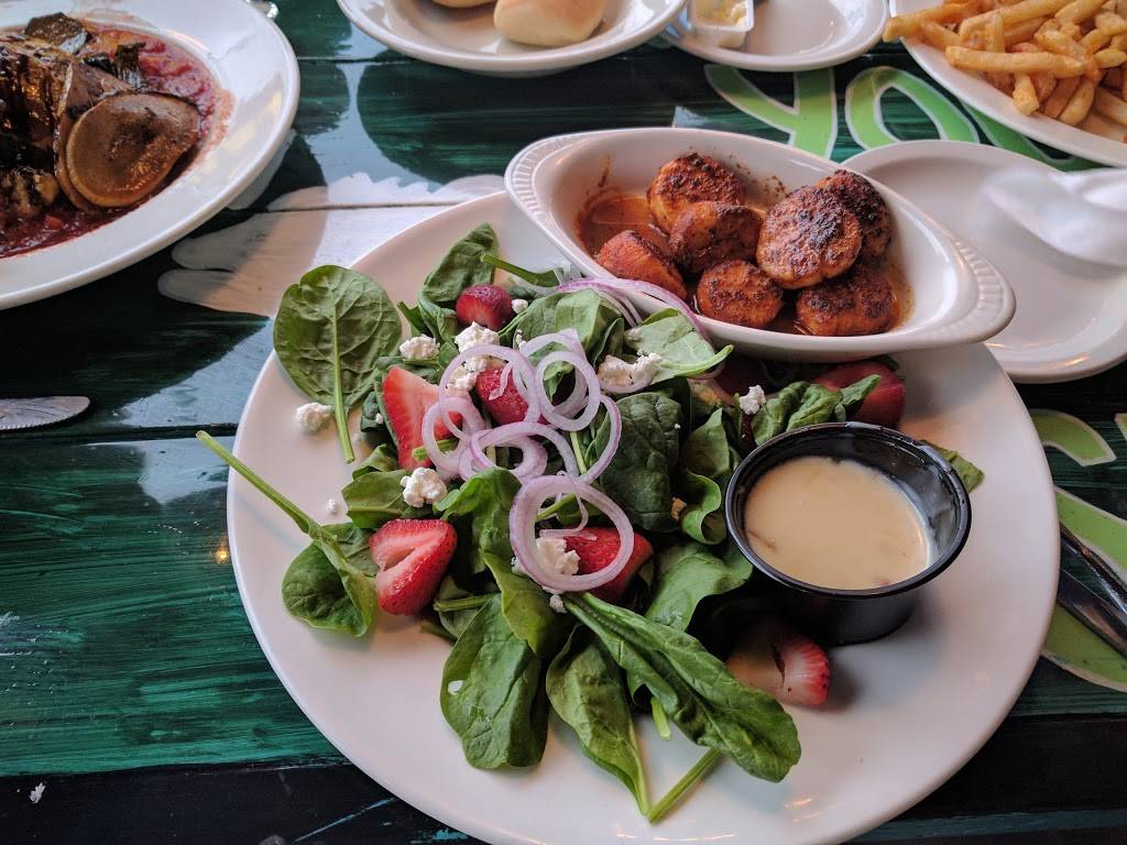 Fishy Fishy Cafe | restaurant | 106 Yacht Basin Dr, Southport, NC 28461, USA | 9104571881 OR +1 910-457-1881