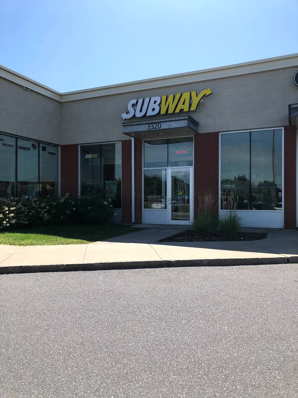 Subway | restaurant | 3320 Boulevard Fréchette, Chambly, QC J3L 0K6, Canada | 4504036220 OR +1 450-403-6220
