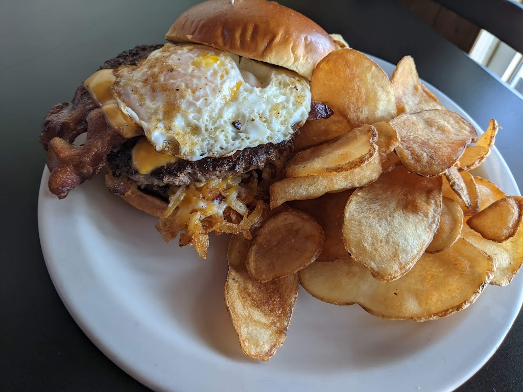 Frostys | Bar and Grill | restaurant | 520 S Center St, Casper, WY 82601, USA | 3072343827 OR +1 307-234-3827