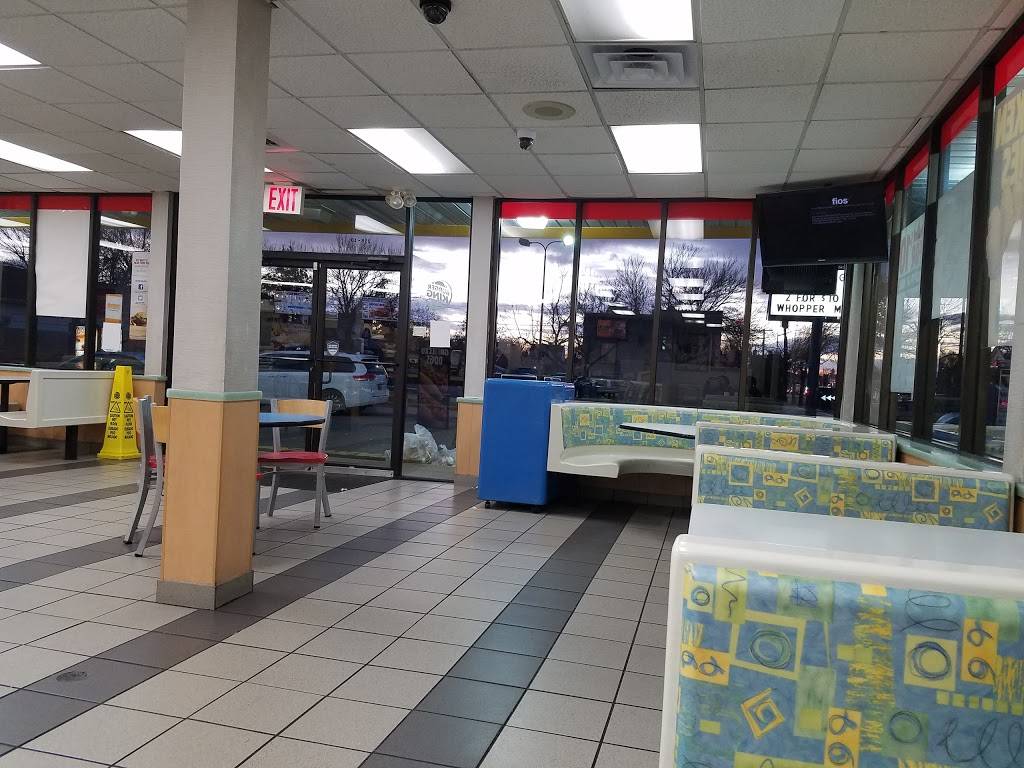 Burger King | restaurant | 258-10 Hillside Avenue, Queens, NY 11004, USA | 7183476880 OR +1 718-347-6880