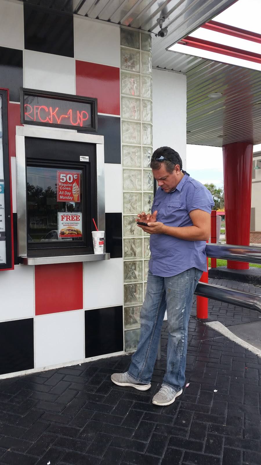 Checkers | restaurant | 2405 Jim, James L Redman Pkwy, Plant City, FL 33566, USA | 8137590151 OR +1 813-759-0151