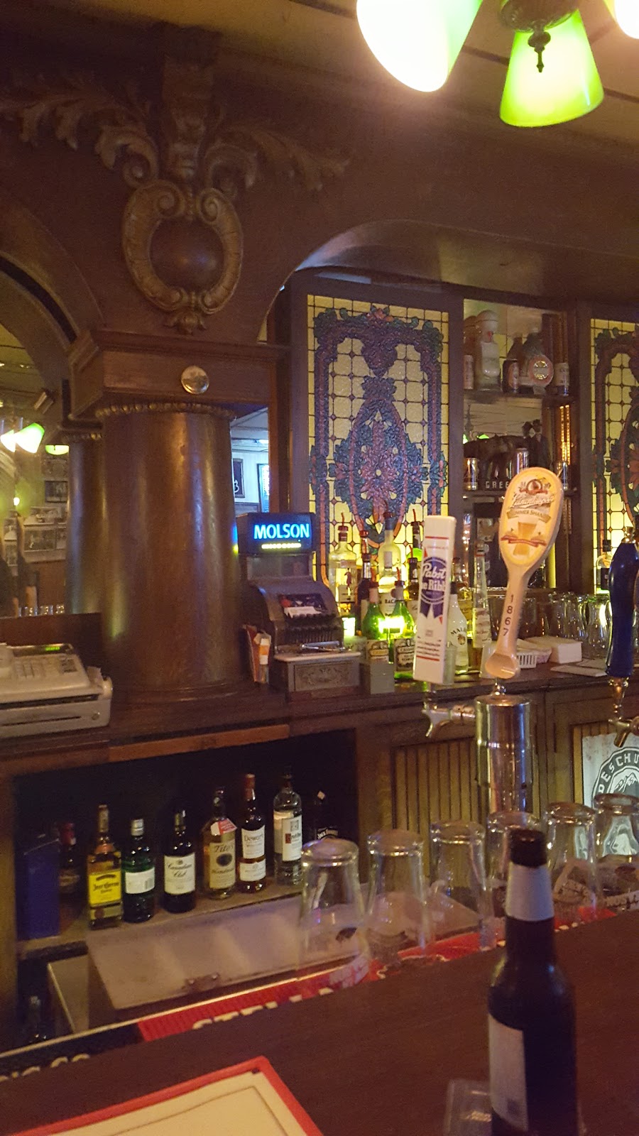 Royal Gardens / Belleria Girard | restaurant | 105 Liberty St, Girard, OH 44420, USA | 3305458990 OR +1 330-545-8990