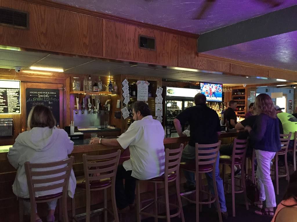 Highland Howies Pub & Grill | restaurant | 3605 Humboldt Rd, Green Bay, WI 54311, USA | 9204692999 OR +1 920-469-2999