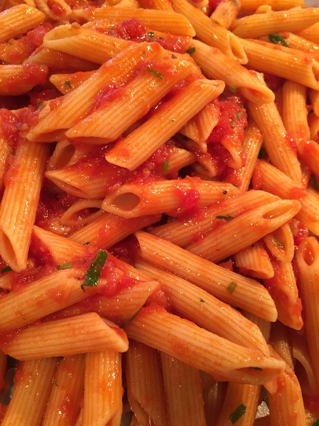 Melfi & Santangelos | restaurant | 909 N State St, Girard, OH 44420, USA | 3305452722 OR +1 330-545-2722