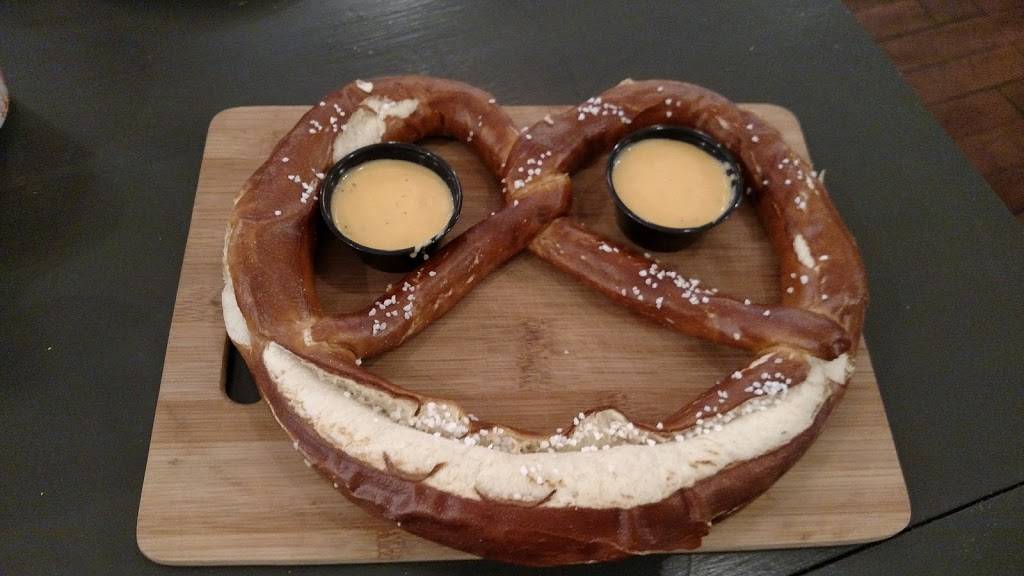 Scratch | restaurant | 227 E Lincoln St, St Joseph, IL 61873, USA | 2174696230 OR +1 217-469-6230