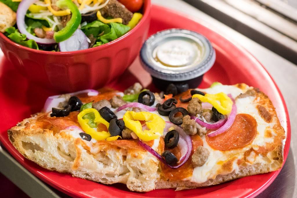 Clara Belles Restaurant | restaurant | 105 N Main St, McLoud, OK 74851, USA | 4059646338 OR +1 405-964-6338