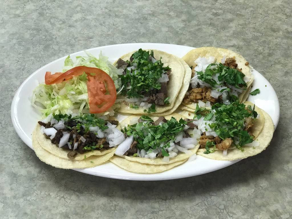 El TacoDoggy | restaurant | 883 E Foothill Blvd, Rialto, CA 92376, USA | 9098205810 OR +1 909-820-5810