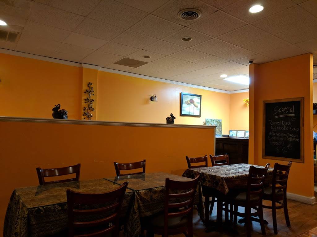 Thai Sawatdee | restaurant | 3064 Healy Dr, Winston-Salem, NC 27103, USA | 3367604455 OR +1 336-760-4455