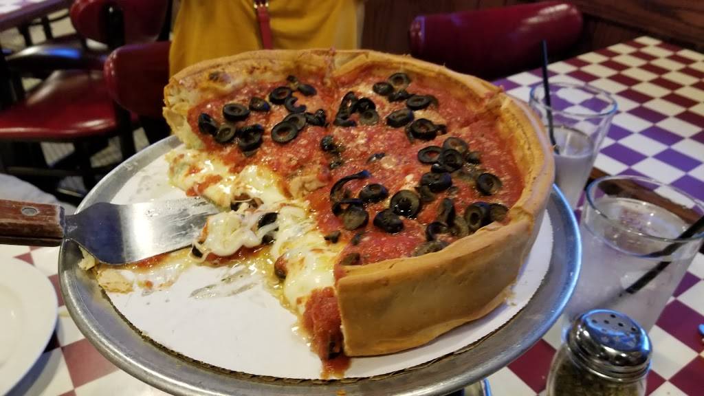 Giordanos | restaurant | 455 W Roosevelt Rd, Glen Ellyn, IL 60137, USA | 6307901717 OR +1 630-790-1717