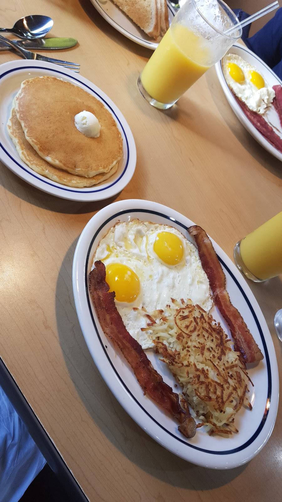 IHOP | restaurant | 11927 S Dixie Hwy, Miami, FL 33156, USA | 3052532484 OR +1 305-253-2484