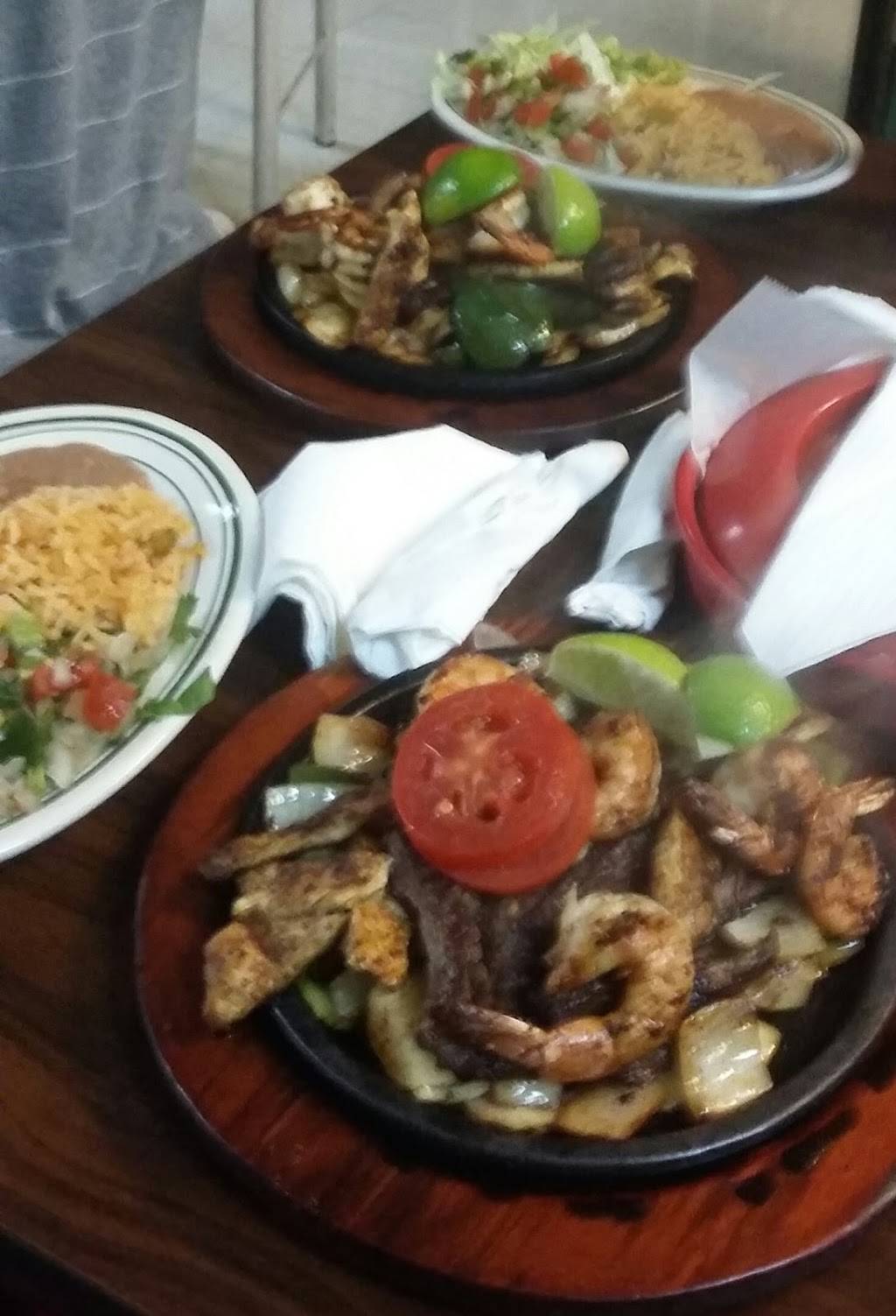 Dona Chela Restaurant | restaurant | 3738 Broadway St, Houston, TX 77017, USA | 7136445544 OR +1 713-644-5544