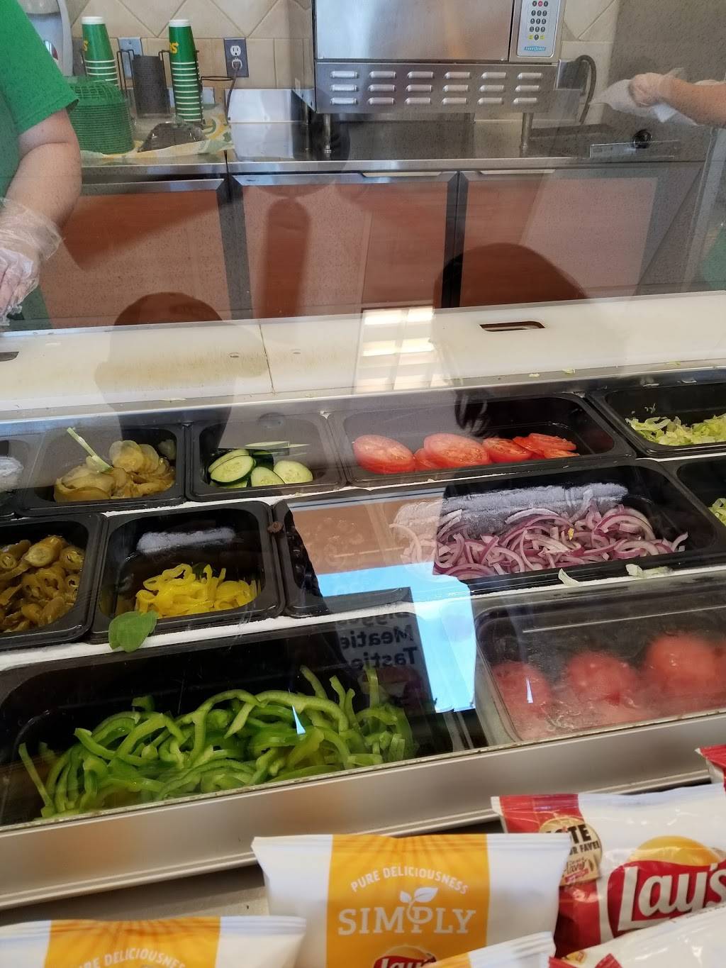 Subway | restaurant | 2050 E Pleasant Valley Rd Unit C, Oxnard, CA 93033, USA | 8059868847 OR +1 805-986-8847