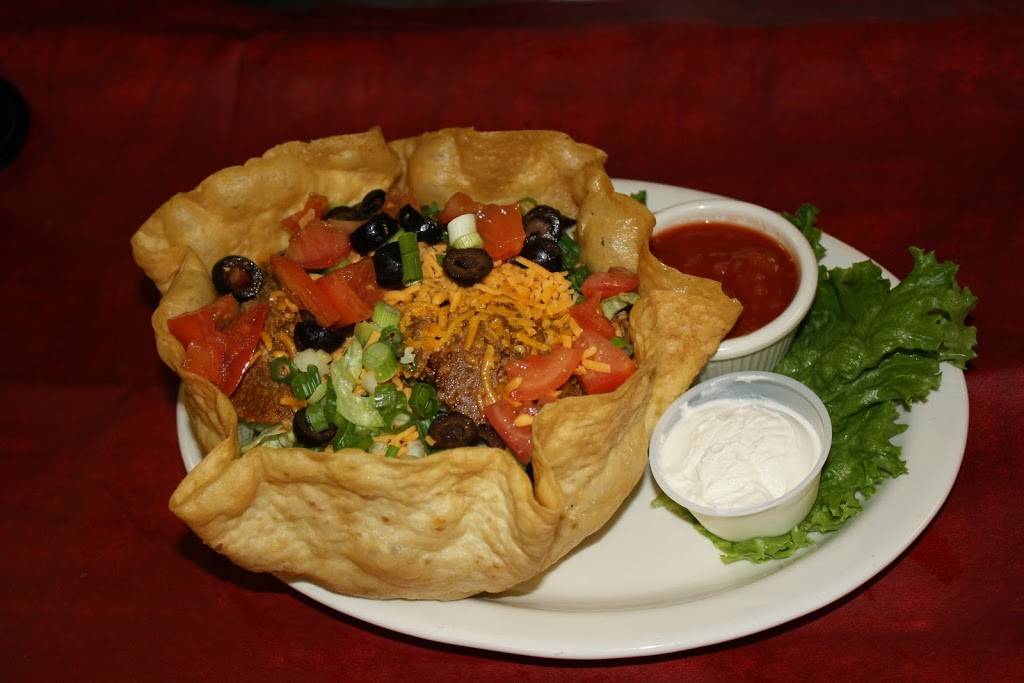 Village Pizzeria of Dresser | restaurant | 101 WI-35, Dresser, WI 54009, USA | 7157552900 OR +1 715-755-2900