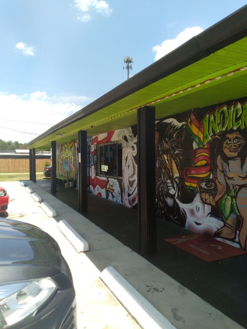 Smoke Bodega Smoke Shop, CBD Dispensary kratom Tea Kava Bar | cafe | 6911 Sheldon Rd, Tampa, FL 33615, USA | 8132490420 OR +1 813-249-0420