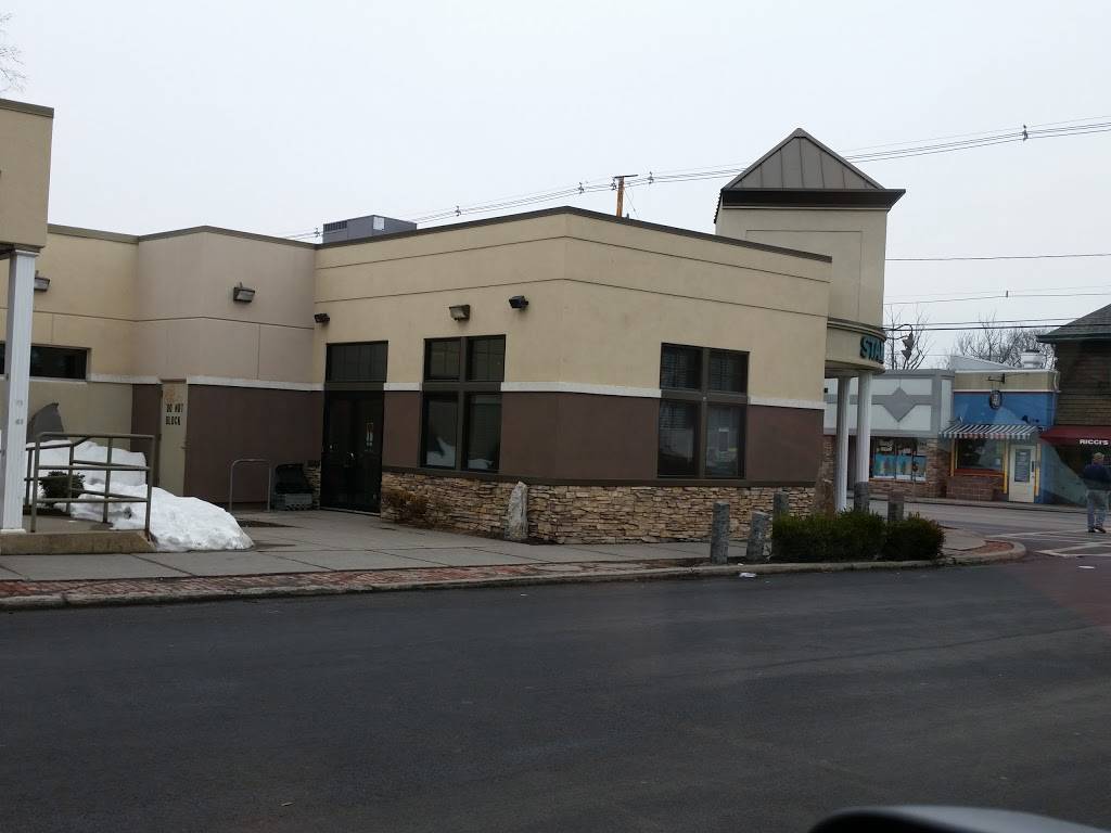 Starbucks | cafe | 1 Plattekill Ave, New Paltz, NY 12561, USA | 8452569815 OR +1 845-256-9815