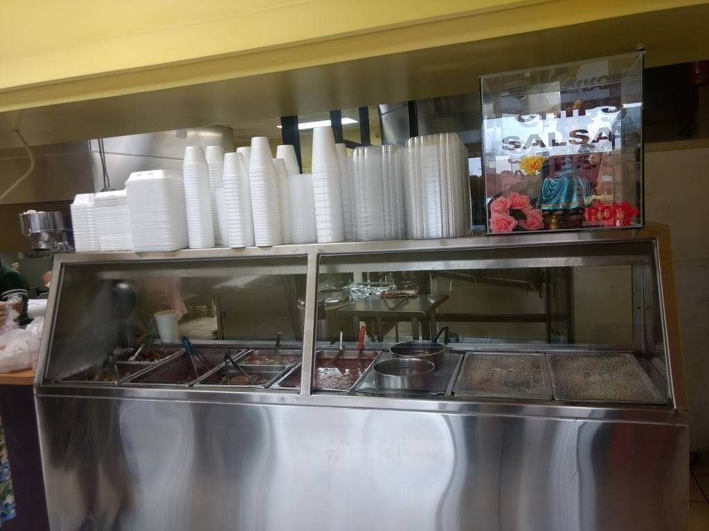 La Reyna Tortilleria Aldine | restaurant | 4720 Aldine Mail Rte Rd, Houston, TX 77039, USA | 2813721112 OR +1 281-372-1112