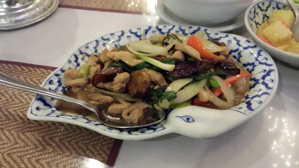 Thai Village Restaurant | restaurant | 670 Gregory Ln f, Pleasant Hill, CA 94523, USA | 9252560289 OR +1 925-256-0289