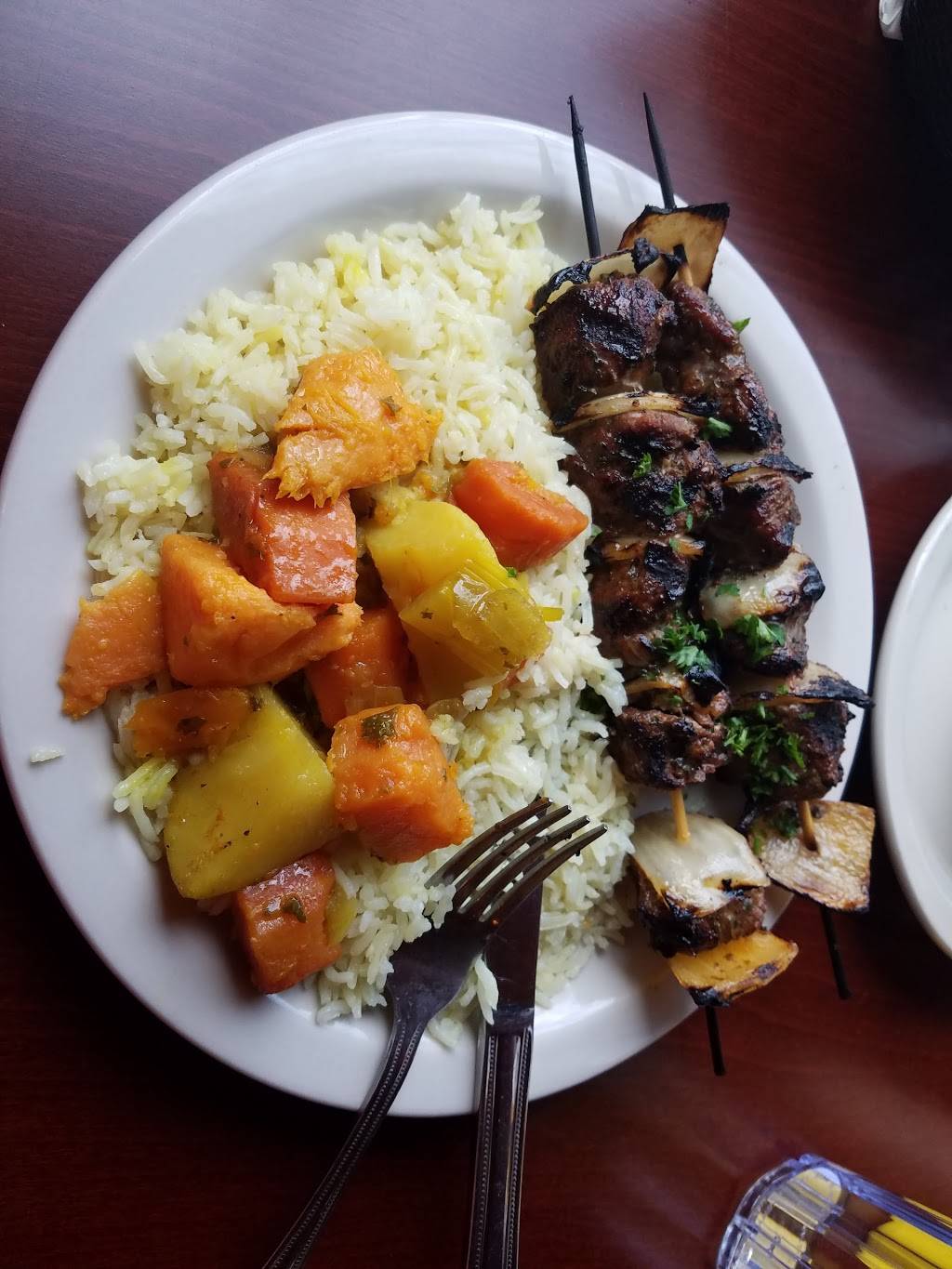Casablanca | restaurant | 1707 Madison Ave, Memphis, TN 38104, USA | 9014216949 OR +1 901-421-6949