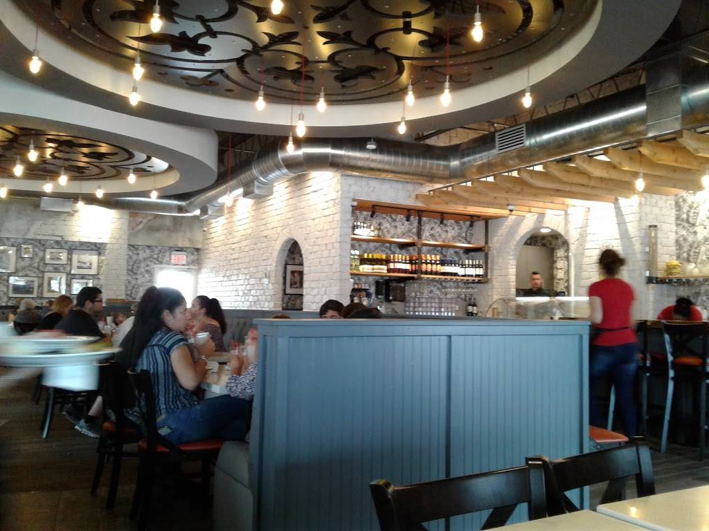 Polo Norte Coral Way | restaurant | 7360 SW 24th St, Miami, FL 33155, USA | 7865823434 OR +1 786-582-3434