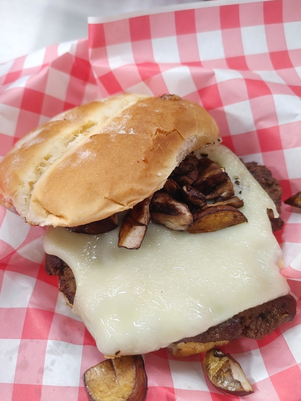 City Vibe Cookin | restaurant | 107 Oberlin Rd, Elyria, OH 44035, USA | 4405063380 OR +1 440-506-3380