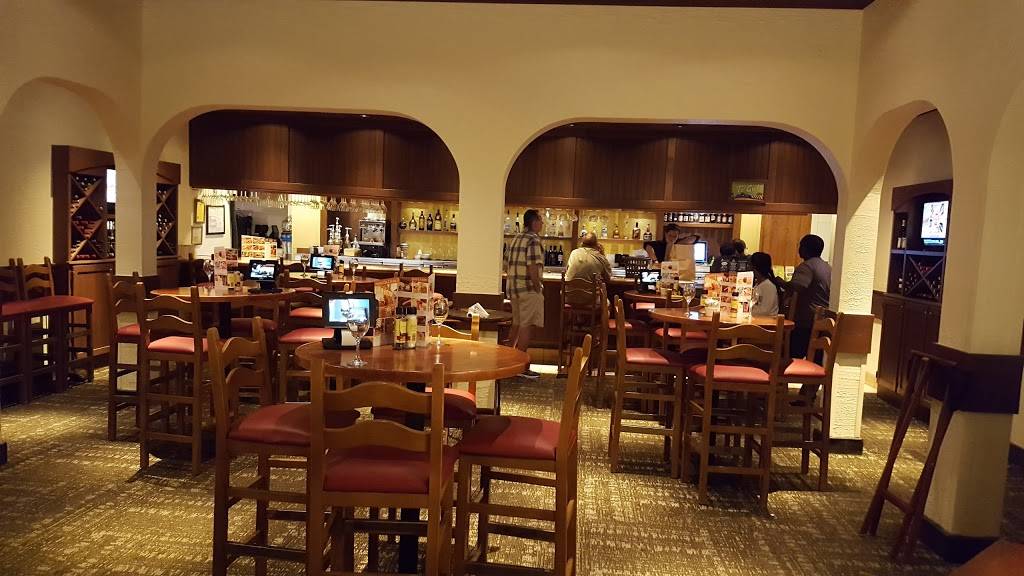 Olive Garden Italian Restaurant | meal takeaway | 10212 Emmett F Lowry Expy, Texas City, TX 77591, USA | 4099867471 OR +1 409-986-7471