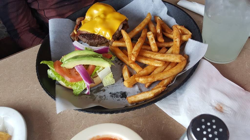 Cielo Blue | restaurant | 2133 GA-20, Conyers, GA 30013, USA | 7702856515 OR +1 770-285-6515