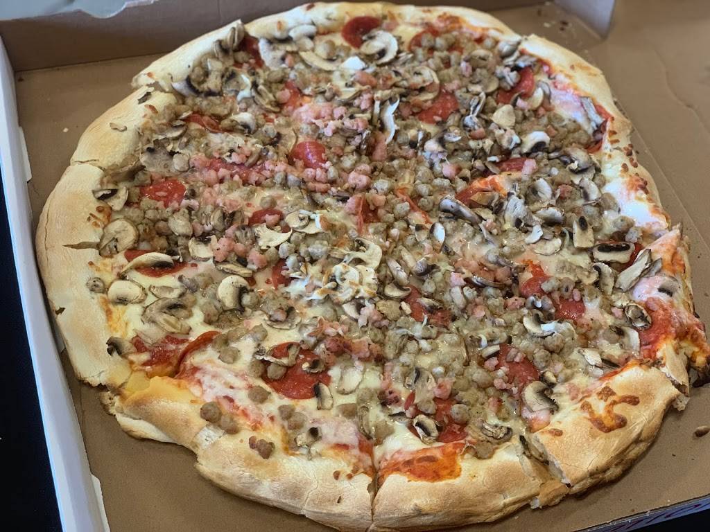 Pizza Junction | restaurant | 878 Weber St N, Waterloo, ON N2J 4G8, Canada | 5197469021 OR +1 519-746-9021