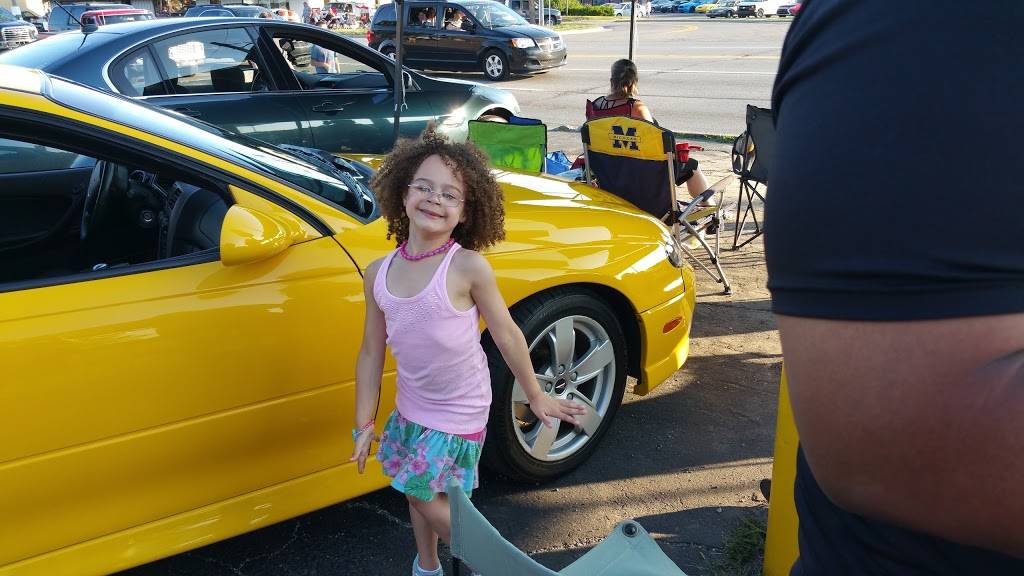 Subway | restaurant | 3845 Pine Grove Ave, Fort Gratiot Twp, MI 48059, USA | 8109857781 OR +1 810-985-7781