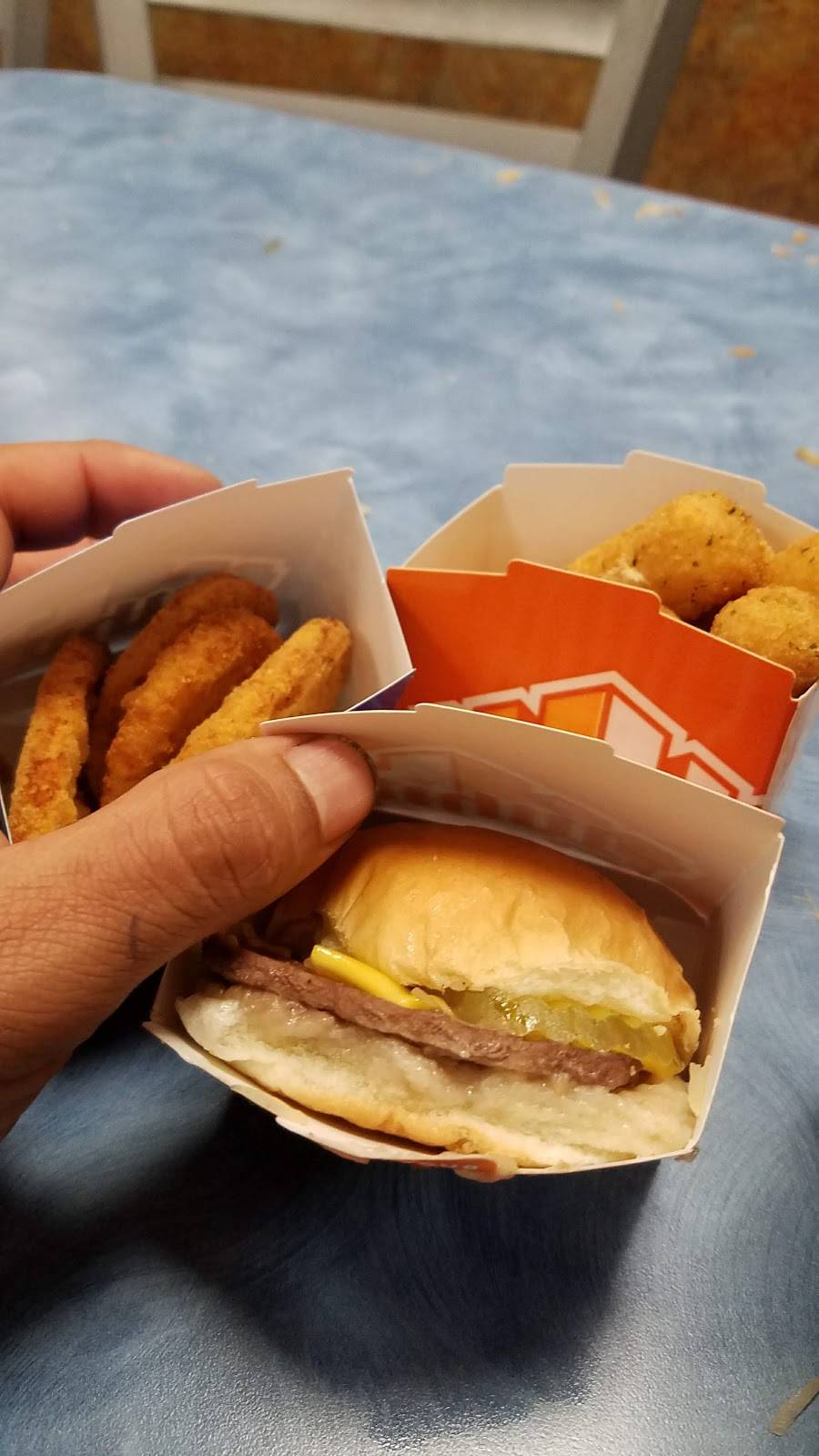 White Castle | restaurant | 105 E Market St, Louisville, KY 40202, USA | 5025841529 OR +1 502-584-1529