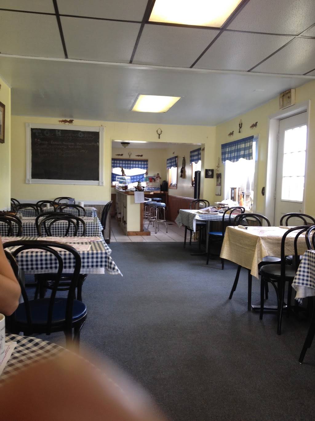 Outpost Cafe | cafe | 247 E Lapeer Rd, Peck, MI 48466, USA | 8103785801 OR +1 810-378-5801