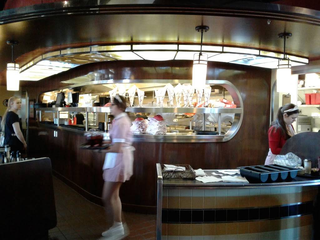 Rubys Diner | restaurant | 186 N. Atchinson St, Orange, CA 92866, USA | 7146397829 OR +1 714-639-7829