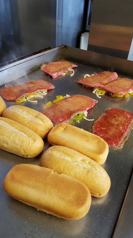 Blue Shark Fish & Chicken | restaurant | 5456 W 34th St, Indianapolis, IN 46224, USA | 3173294640 OR +1 317-329-4640