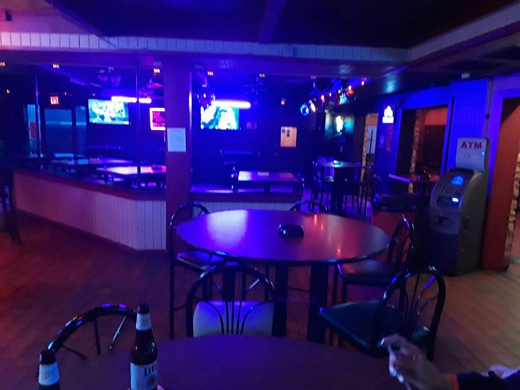 MJs Bar & Grill | restaurant | 1310 S Fort Hood St, Killeen, TX 76542, USA | 2545547008 OR +1 254-554-7008
