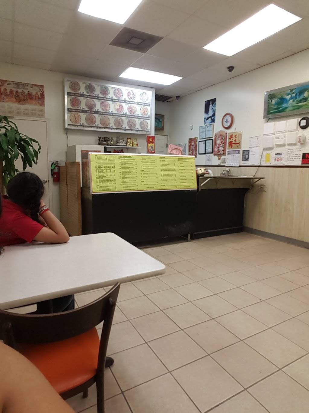 Happy Fast Food | restaurant | 8612 S Braeswood Blvd, Houston, TX 77031, USA | 7139883288 OR +1 713-988-3288