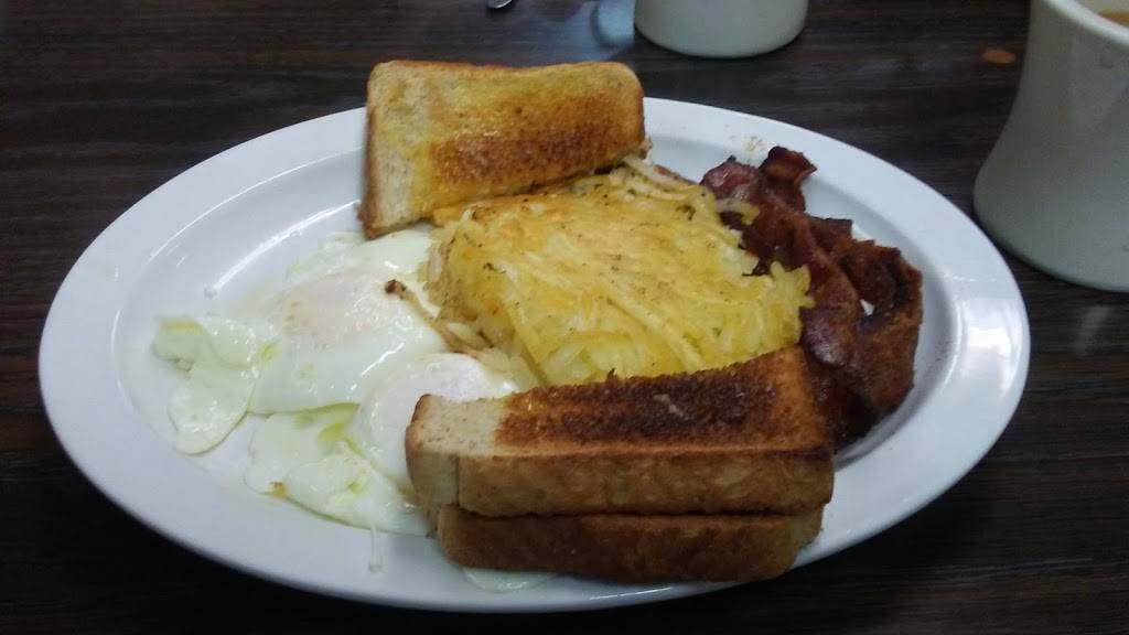 Burkempers Family Restaurant | restaurant | 512 Sonderen St, OFallon, MO 63366, USA | 6362724711 OR +1 636-272-4711