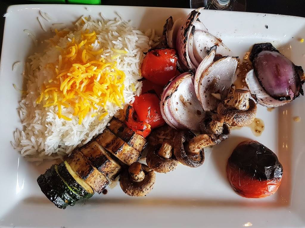 Persis grill | restaurant | 2288 Tenth Line Rd, Ottawa, ON K4A 0X4, Canada | 6138249978 OR +1 613-824-9978