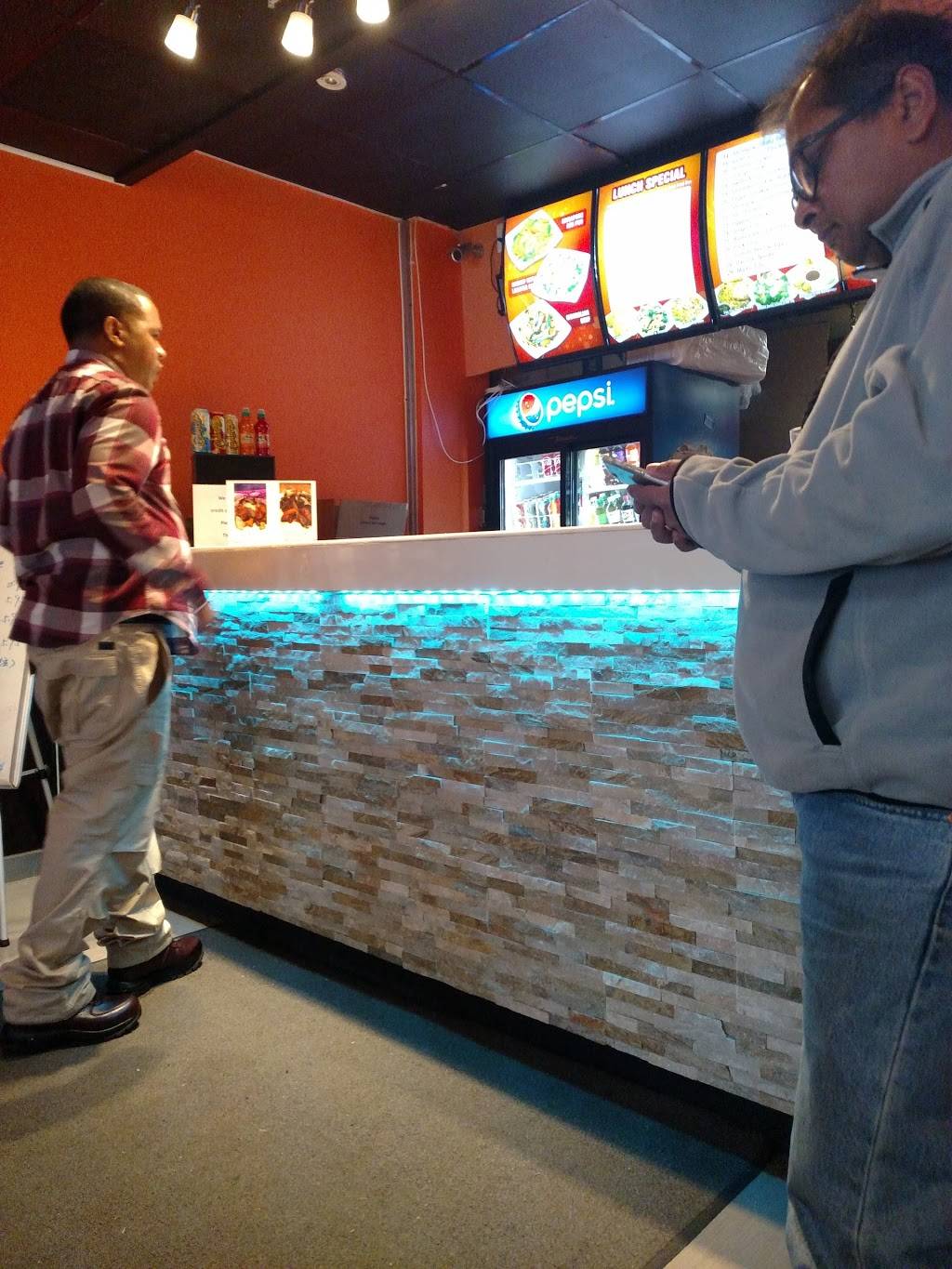 Taste of China | restaurant | 2025 E Monument St, Baltimore, MD 21205, USA | 4103271733 OR +1 410-327-1733