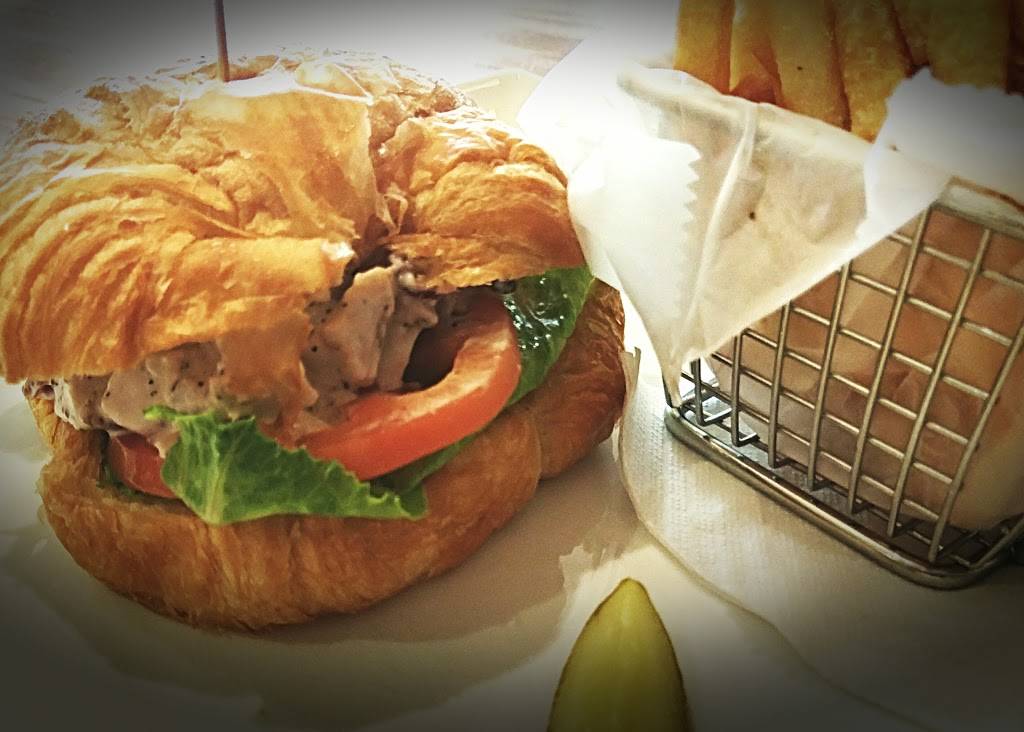 MacAllisters Grill & Tavern | restaurant | 8110 Lakewood Main St, Lakewood Ranch, FL 34202, USA | 9413592424 OR +1 941-359-2424