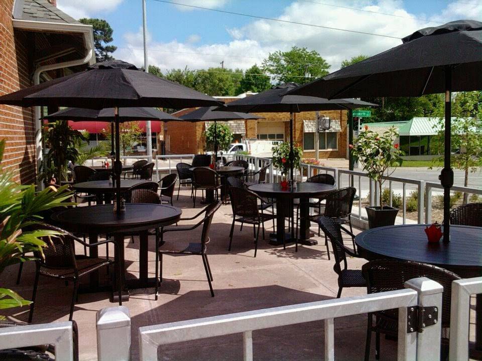 J. Coco | restaurant | 5203 Leavenworth St, Omaha, NE 68106, USA | 4028842626 OR +1 402-884-2626