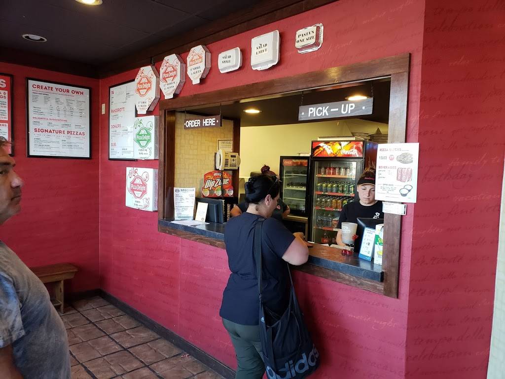 Pizza Delight | restaurant | 329 Main St, Sauble Beach, ON N0H 2G0, Canada | 5194221175 OR +1 519-422-1175