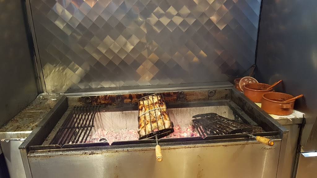 Restaurant Brazas Portugal | restaurant | 169A Boulevard Sainte-Rose, Laval, QC H7L 1L2, Canada | 4506288417 OR +1 450-628-8417