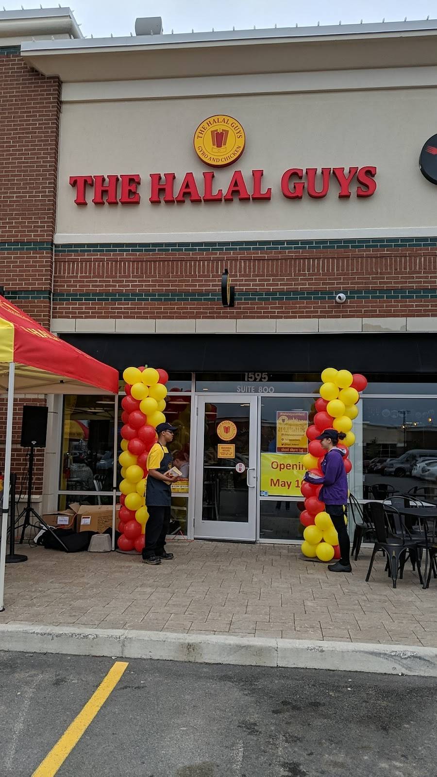 The Halal Guys | restaurant | 1595 Niagara Falls Blvd Suite 800, Amherst, NY 14226, USA | 7162482996 OR +1 716-248-2996