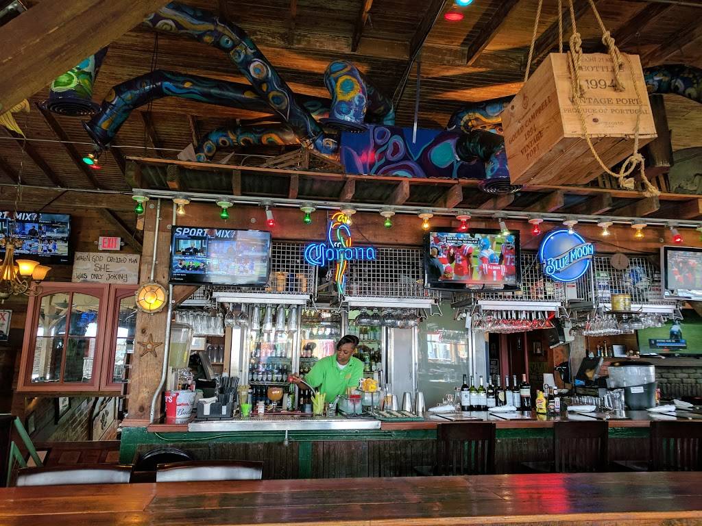 Fish Tales | restaurant | 2502 Seawall Blvd, Galveston, TX 77550, USA | 4097628545 OR +1 409-762-8545