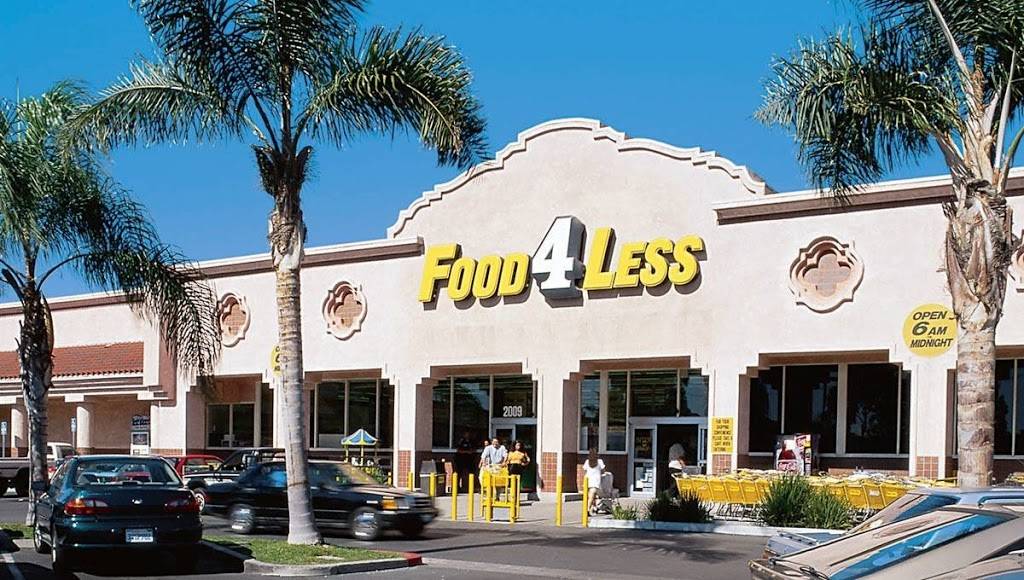 Rona Plaza | shopping mall | 2003-2015 W 1st St, Santa Ana, CA 92703, USA | 8588474600 OR +1 858-847-4600