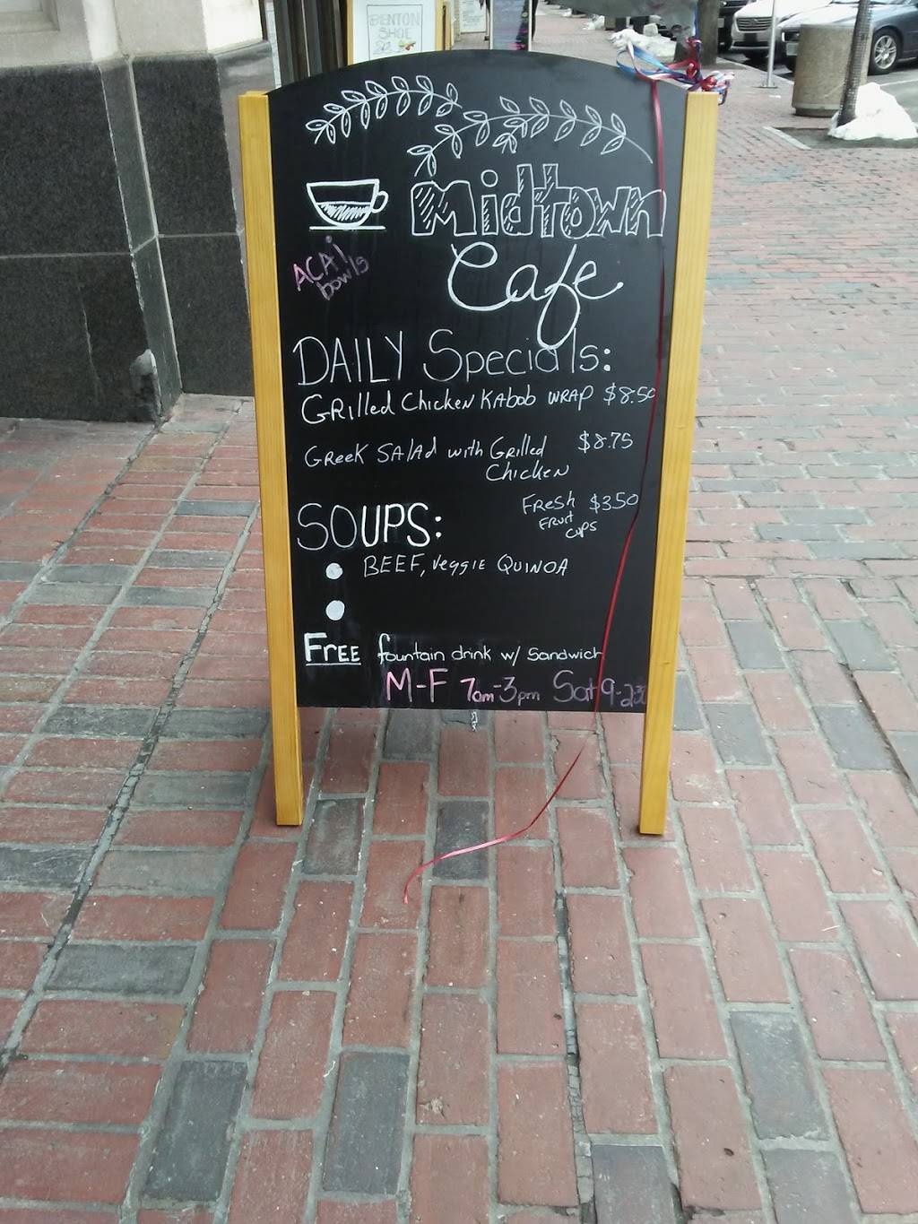 Midtown Cafe At The Beacon | cafe | 814 Elm St, Manchester, NH 03101, USA | 6039355401 OR +1 603-935-5401