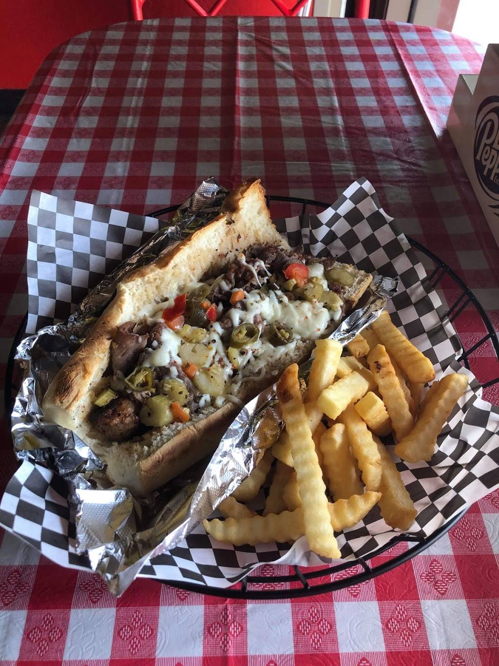 Chicago Dog House | restaurant | 2510 E Hunt Hwy #21, San Tan Valley, AZ 85143, USA | 4808947465 OR +1 480-894-7465