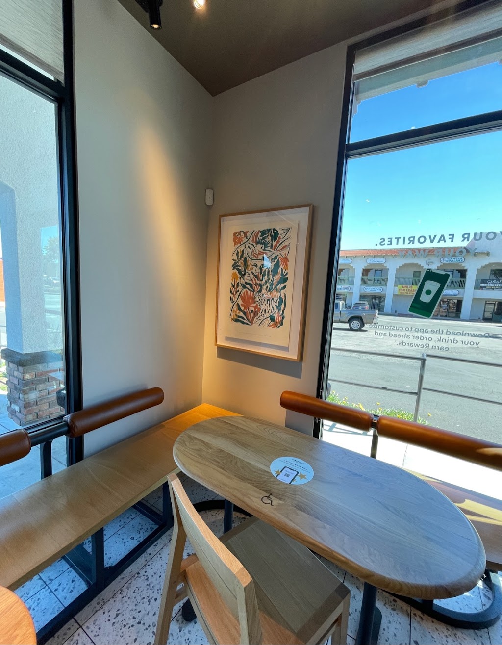 Starbucks | cafe | 735 S Main St, Corona, CA 92882, USA | 9518991329 OR +1 951-899-1329