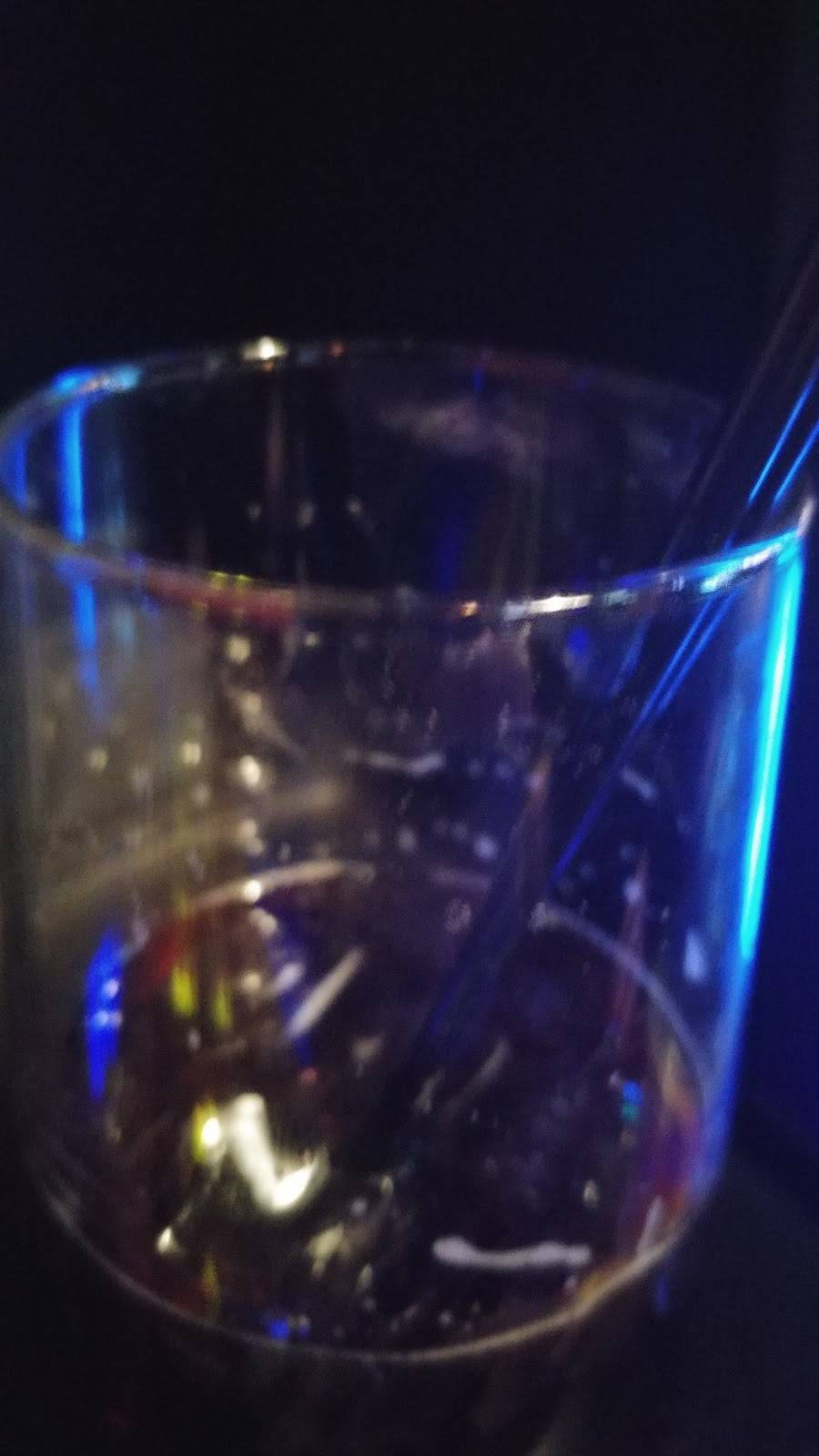 Capri Bar-Série | restaurant | 2687 Rue Wellington, Montréal, QC H3K 1X8, Canada | 5149350228 OR +1 514-935-0228