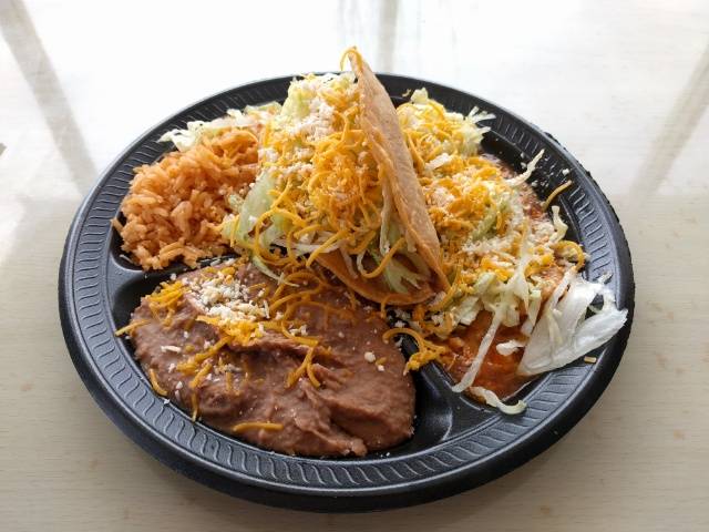 Valeries Taco Shop | restaurant | 3617 Ocean Ranch Blvd, Oceanside, CA 92056, USA | 7607211296 OR +1 760-721-1296